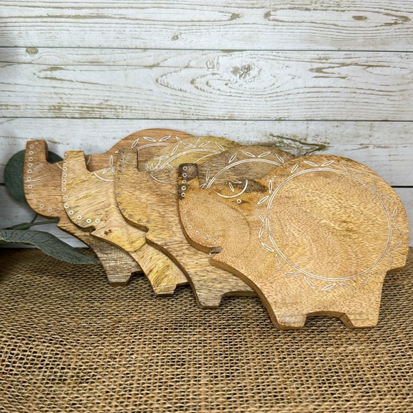 HANDCRAFTED IN INDIA WOODEN ELEPHANT COASTERS 4 PIECE SET - Picture 8 of 12